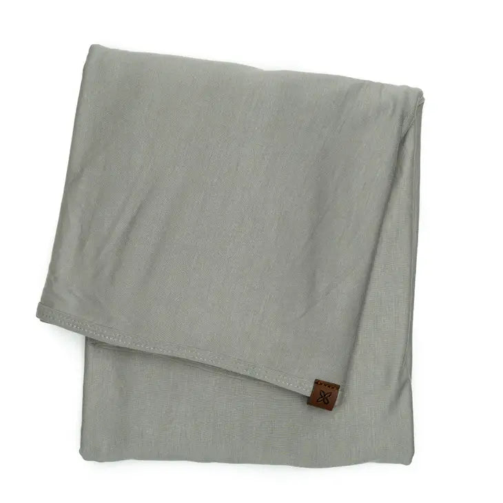 Neutral Swaddle